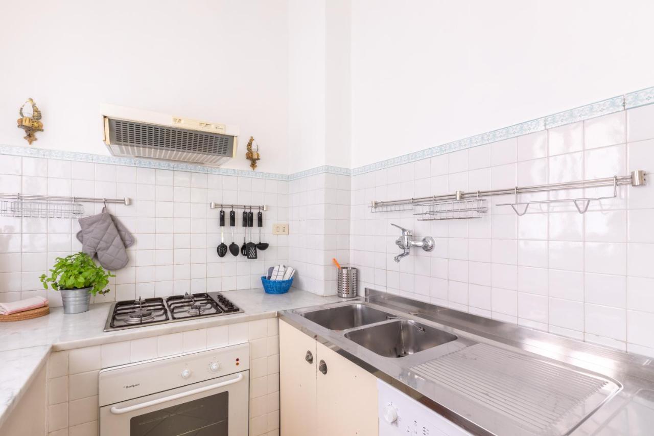 Apartamento Spectacularly Bright, By Piazza Navona And The Pantheon - A/C, Wifi, Elevator Roma Exterior foto