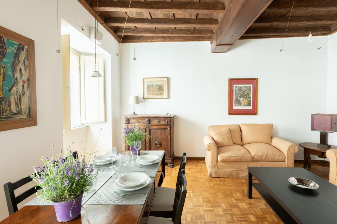 Apartamento Spectacularly Bright, By Piazza Navona And The Pantheon - A/C, Wifi, Elevator Roma Exterior foto